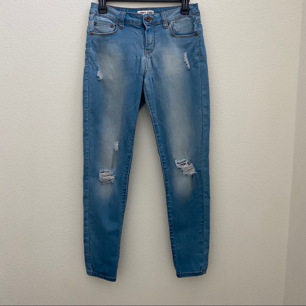 Trinity Jeans Ripped Stretchy Jeans